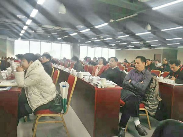 公司技術(shù)人員參加油氣回收、廢氣治理技術(shù)學(xué)習(xí)現(xiàn)場